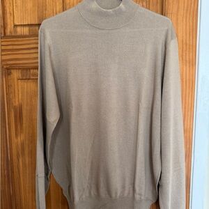 NWT Jos. A. Bank Men's 100% silk Turtleneck Sweater in Taupe